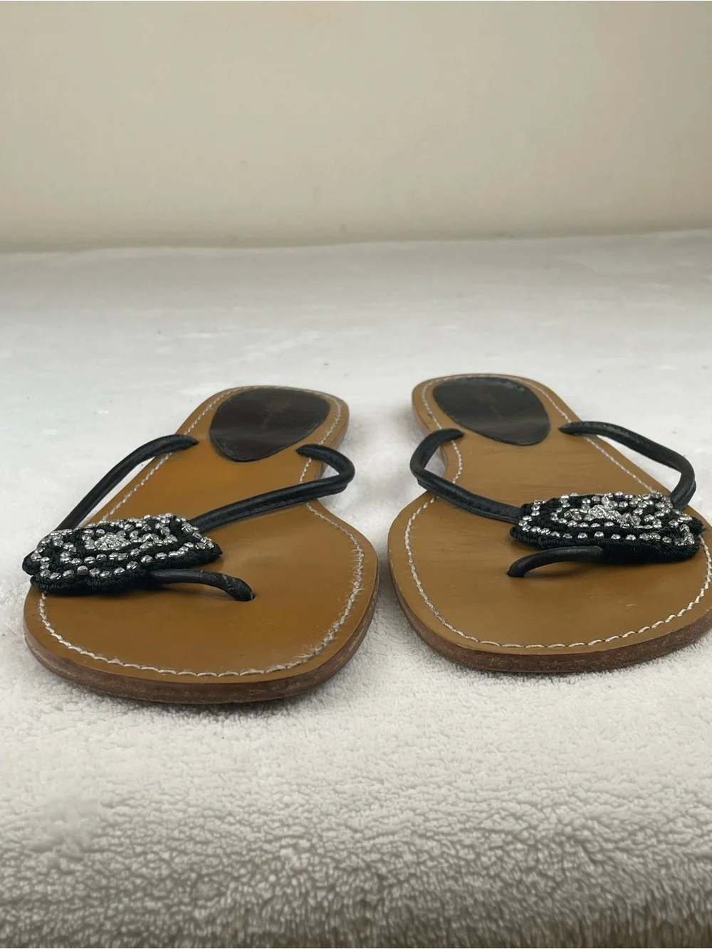Nordstrom boutique Black Leather Floral Rhinestone Thong Sandals